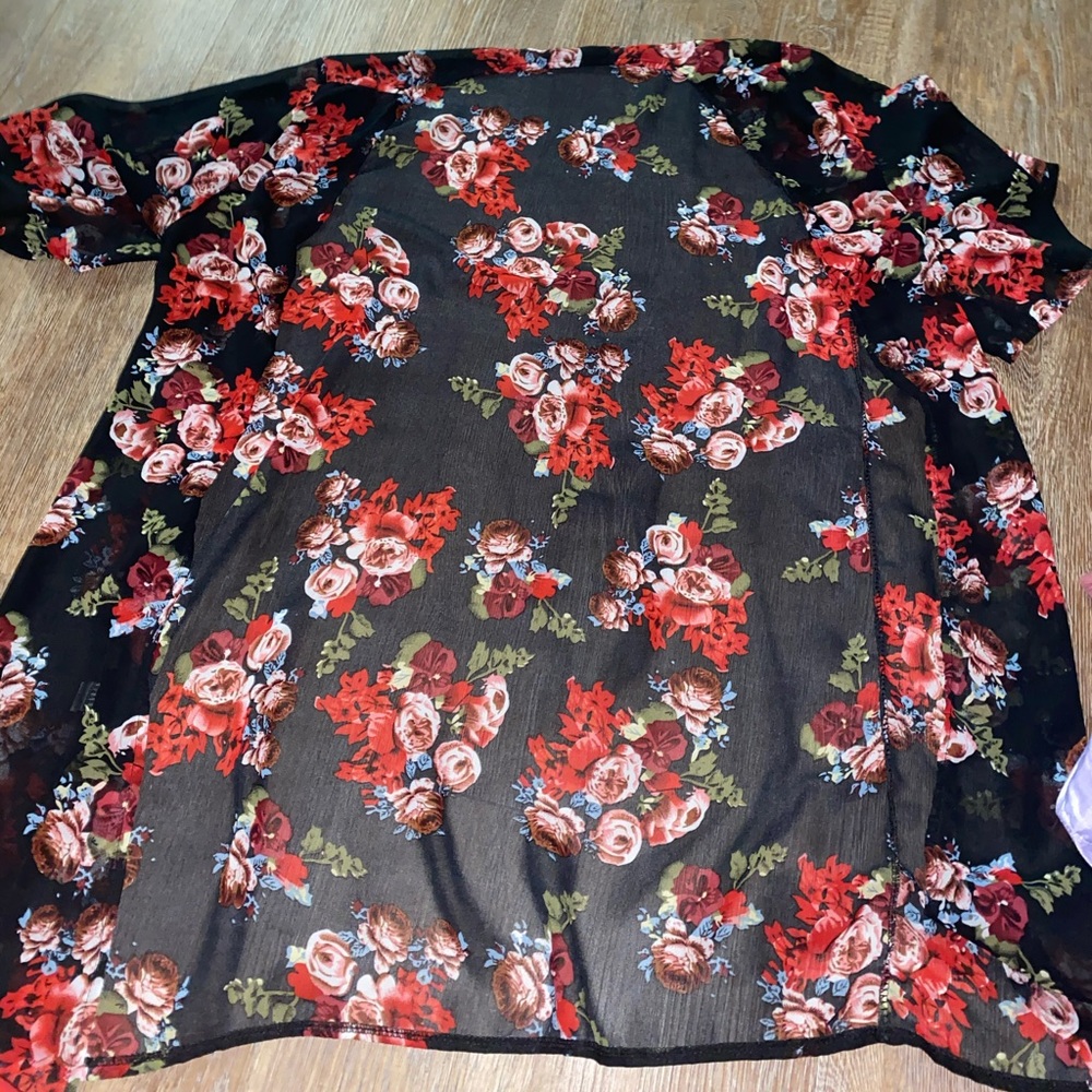 Cardigan/ cover women’s